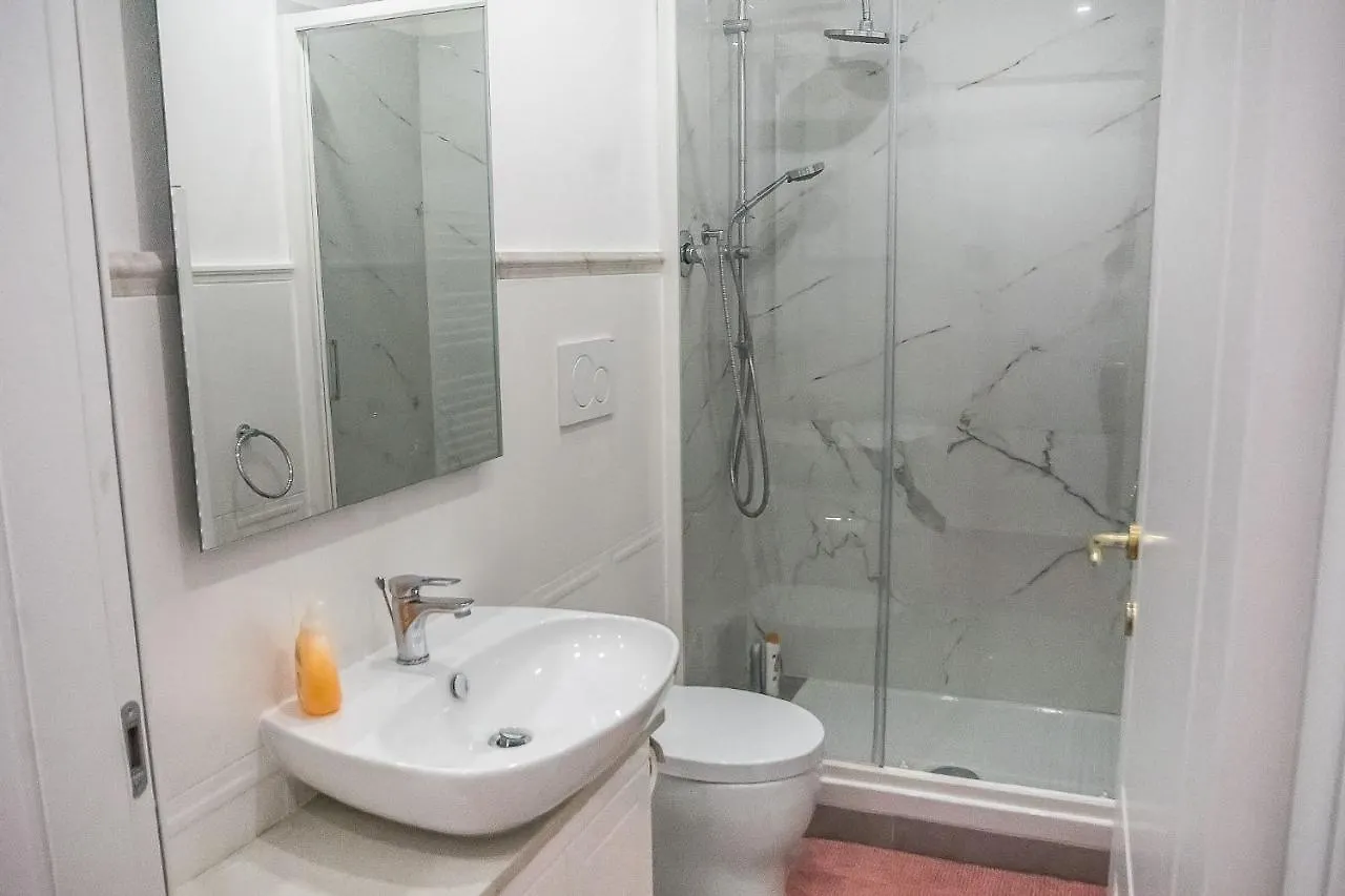 Room In An Apartment Close To The Train Station Florence 0*,  Italy