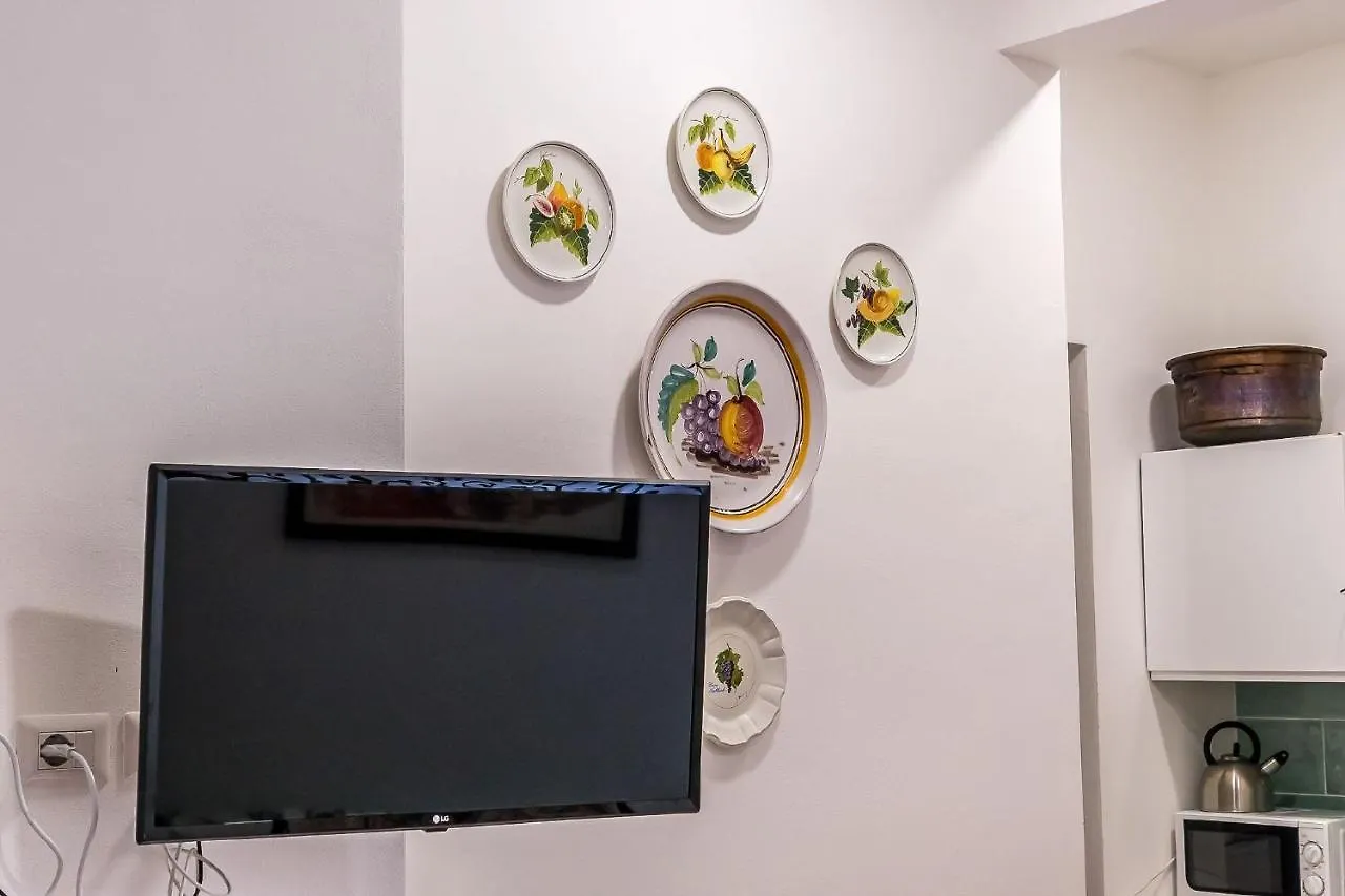 Room In An Apartment Close To The Train Station Florencie